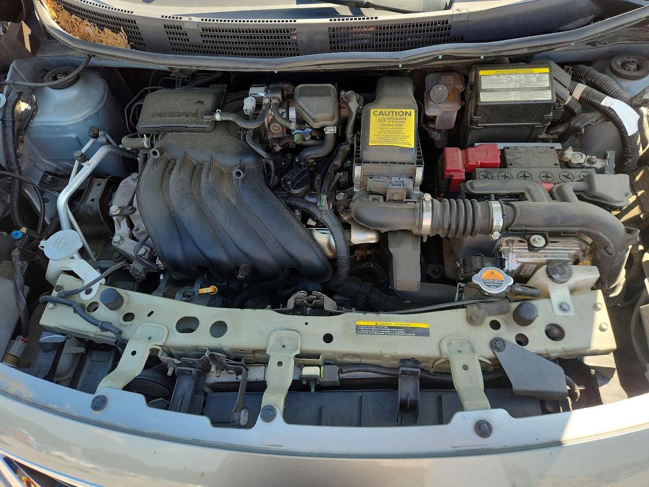 Nissan Versa 1.6 Sv
