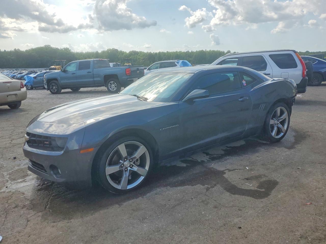 Salvage Chevrolet Camaro Image