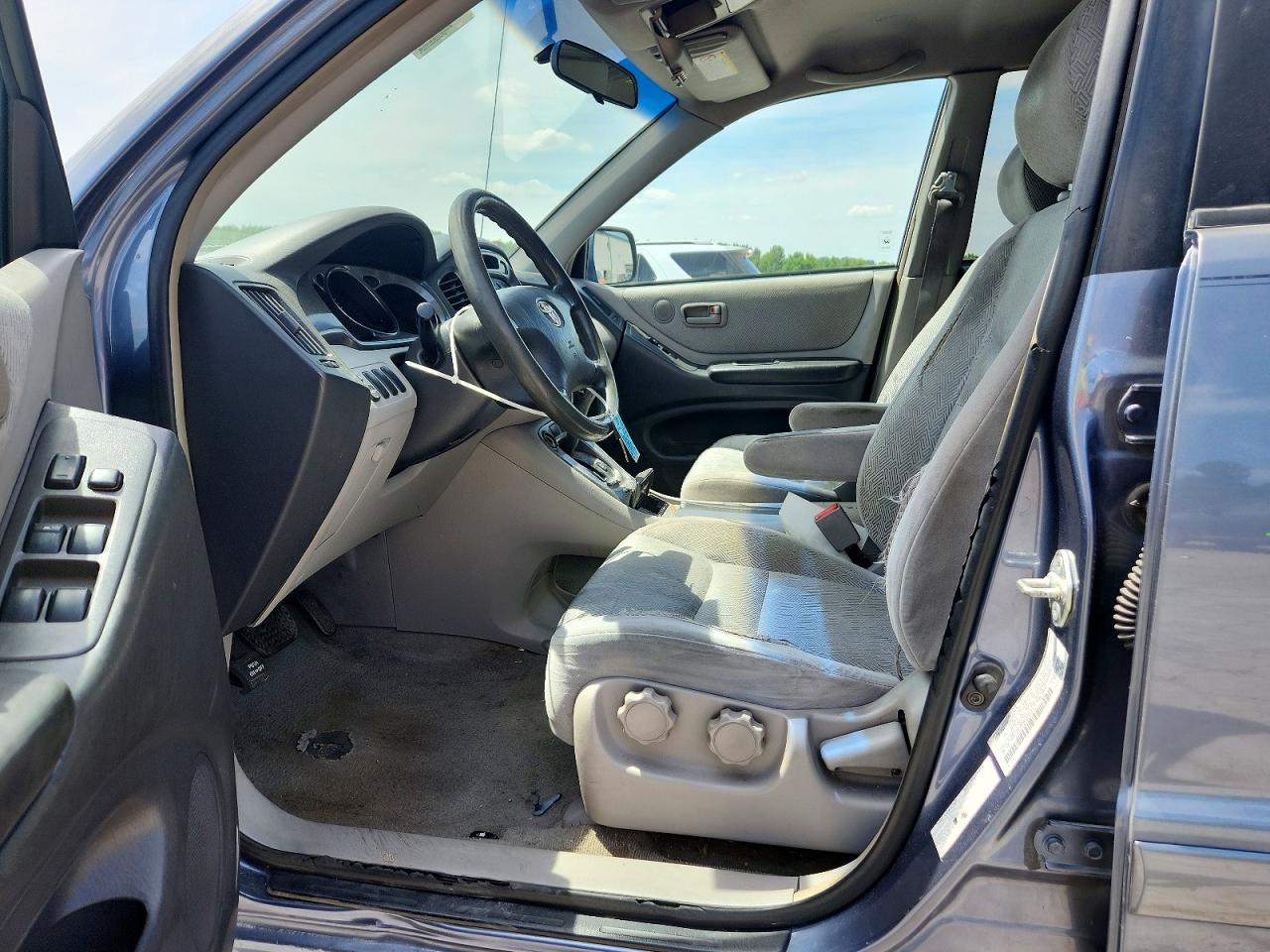Toyota Highlander Base