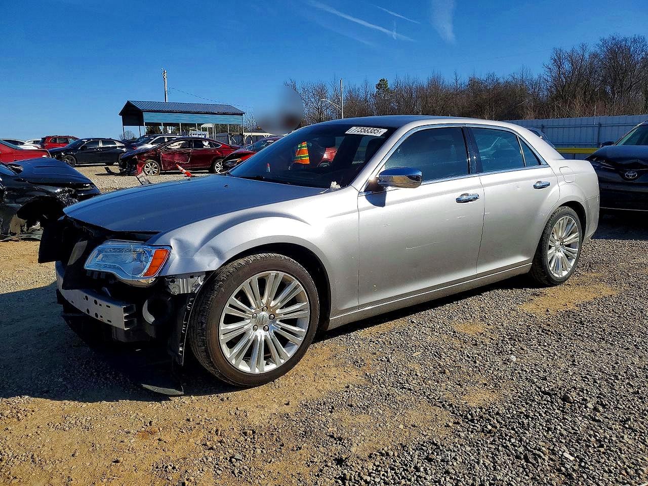 Salvage Chrysler 300 Image
