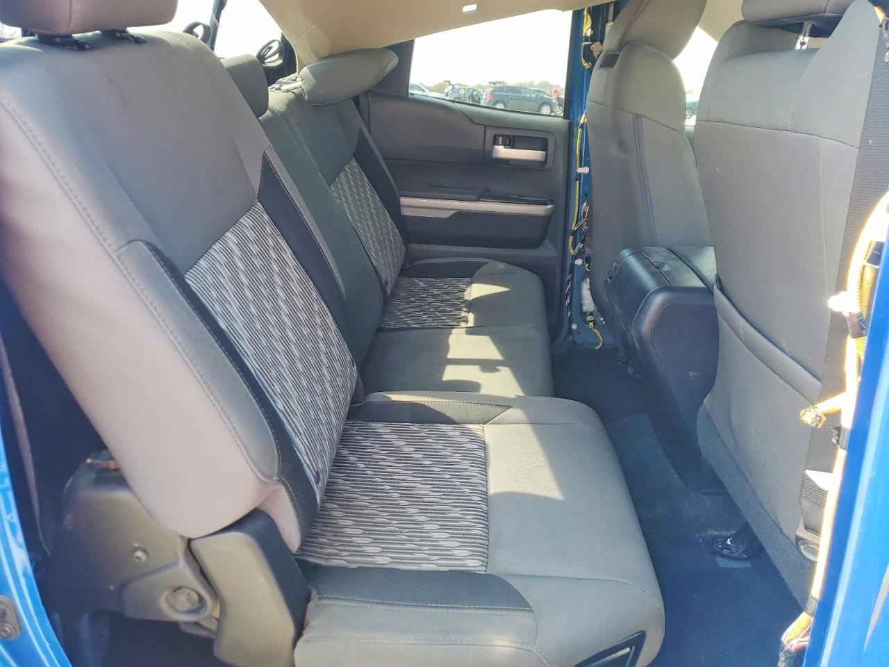 Toyota Tundra Sr5