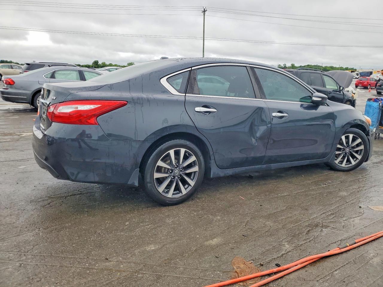 Nissan Altima 2.5 Sv