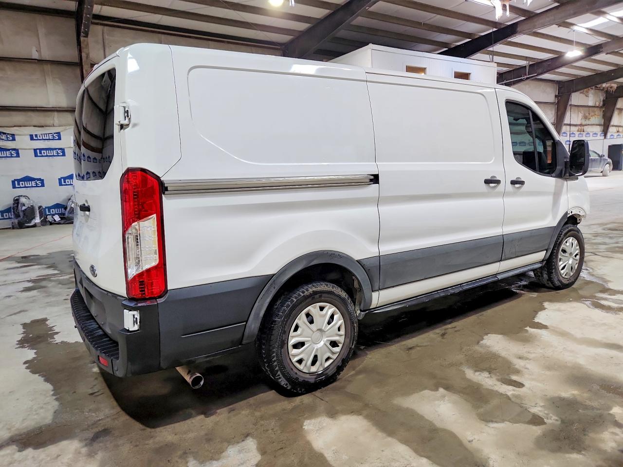 Ford Transit T-150