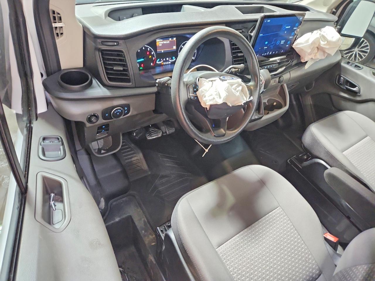 Ford Transit T-150