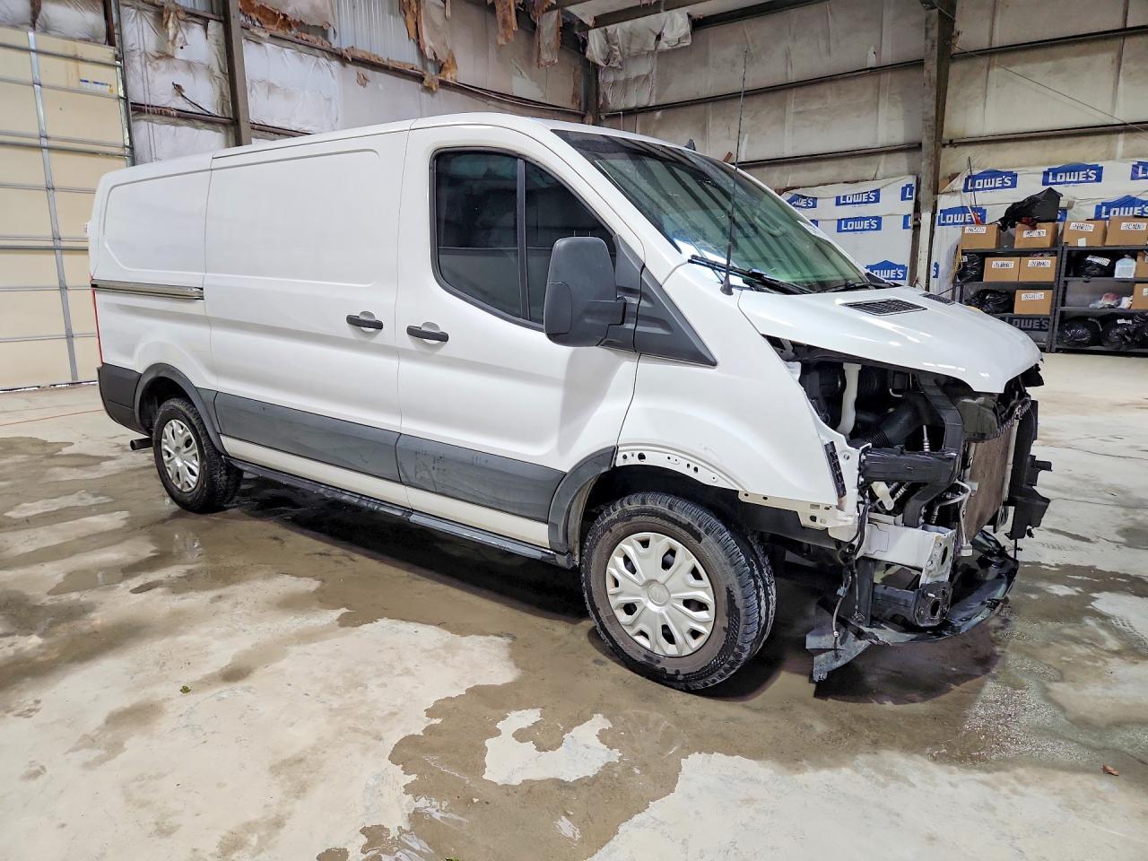 Ford Transit T-150