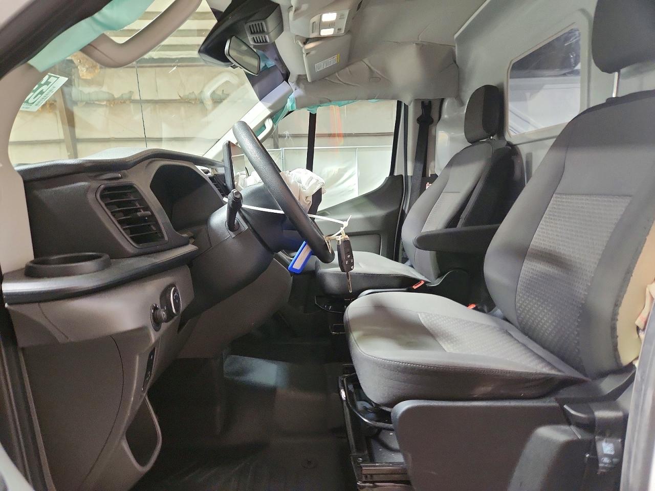 Ford Transit T-150