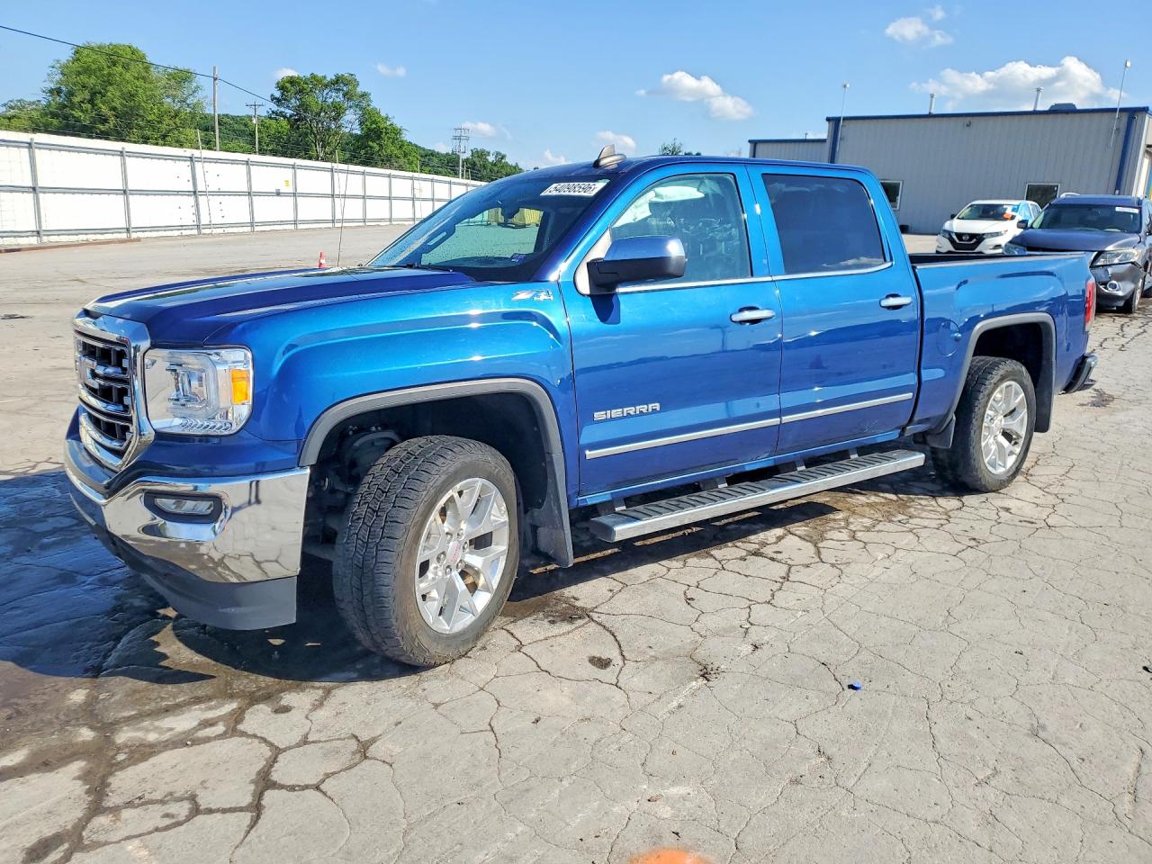 Salvage GMC Sierra Image