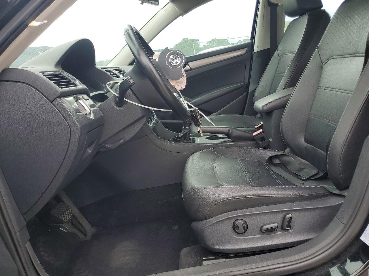 Volkswagen Passat S