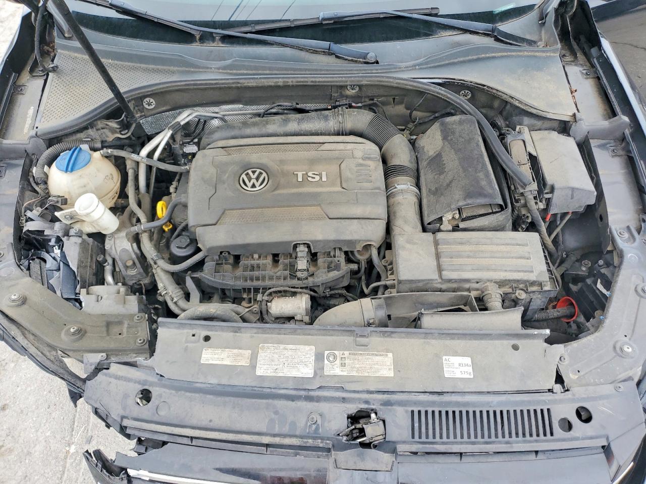 Volkswagen Passat S
