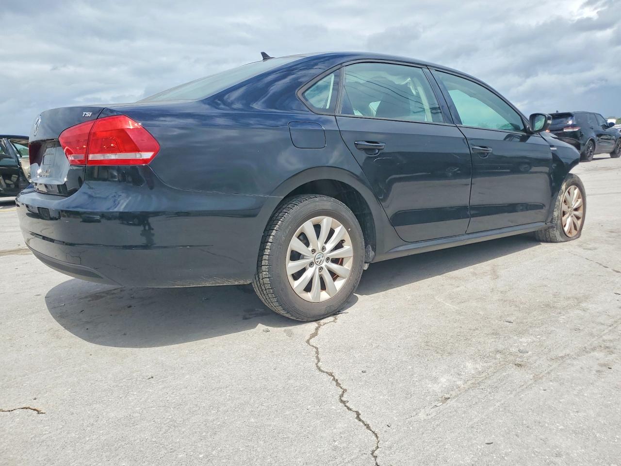 Volkswagen Passat S