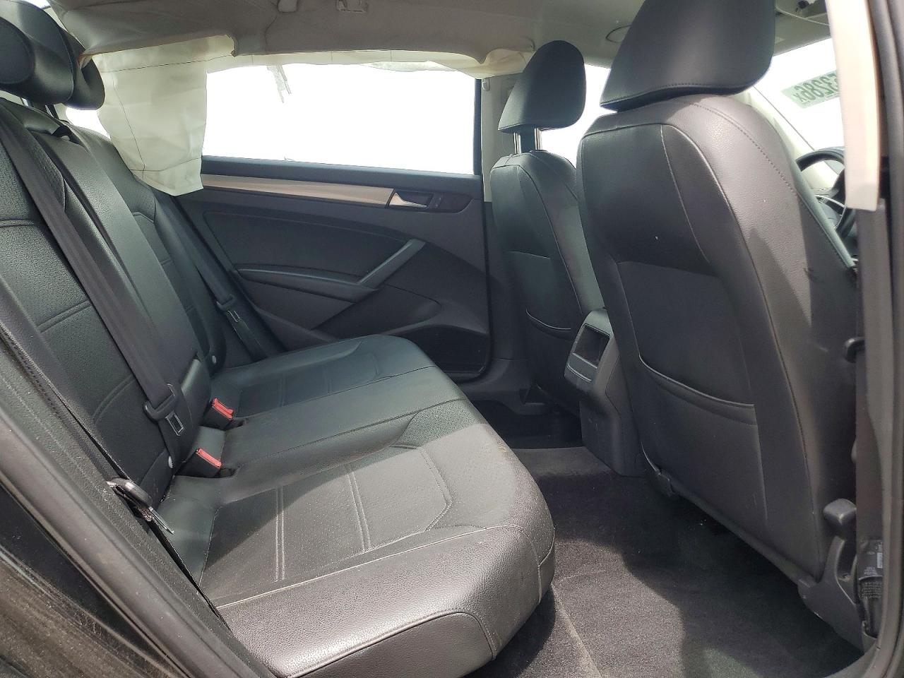 Volkswagen Passat S