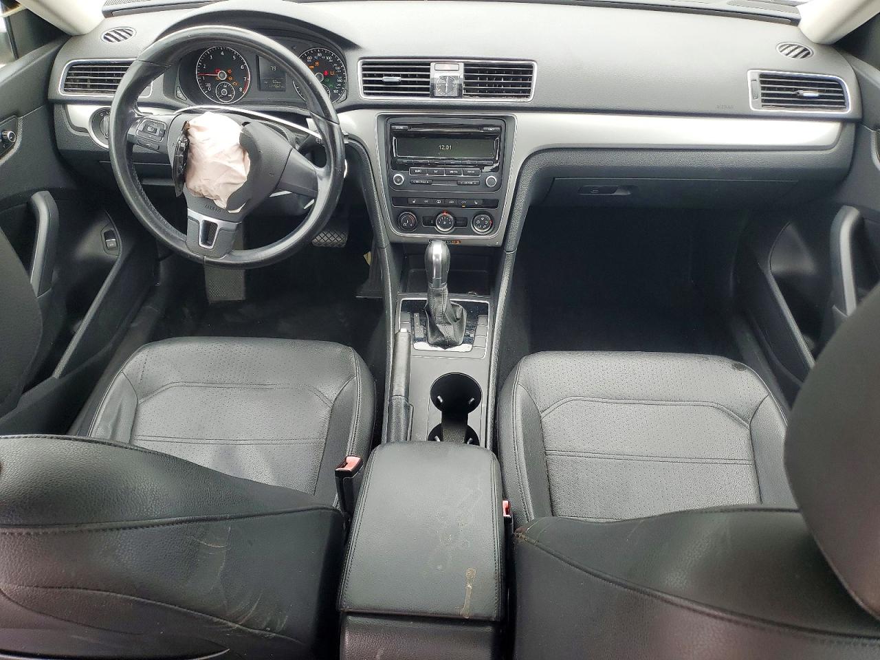Volkswagen Passat S