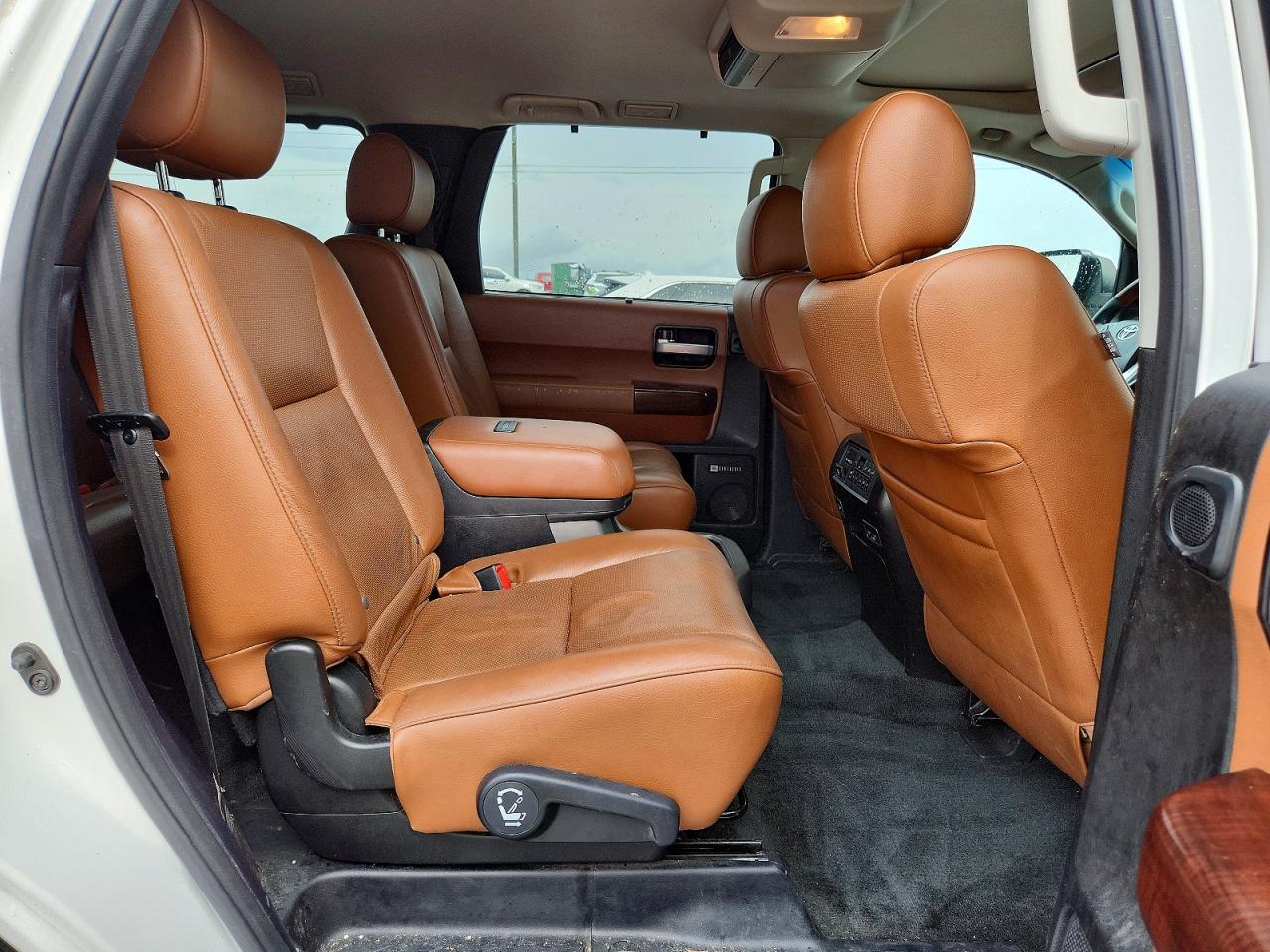Toyota Sequoia Platinum