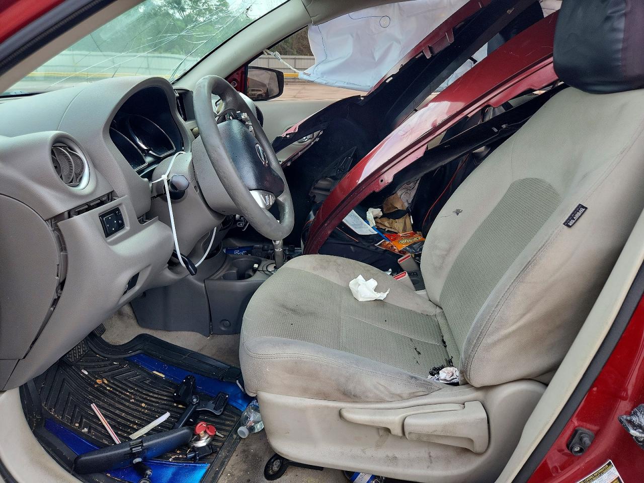 Nissan Versa 1.6 Sv