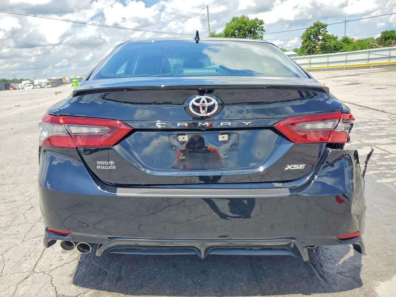 Toyota Camry Xse