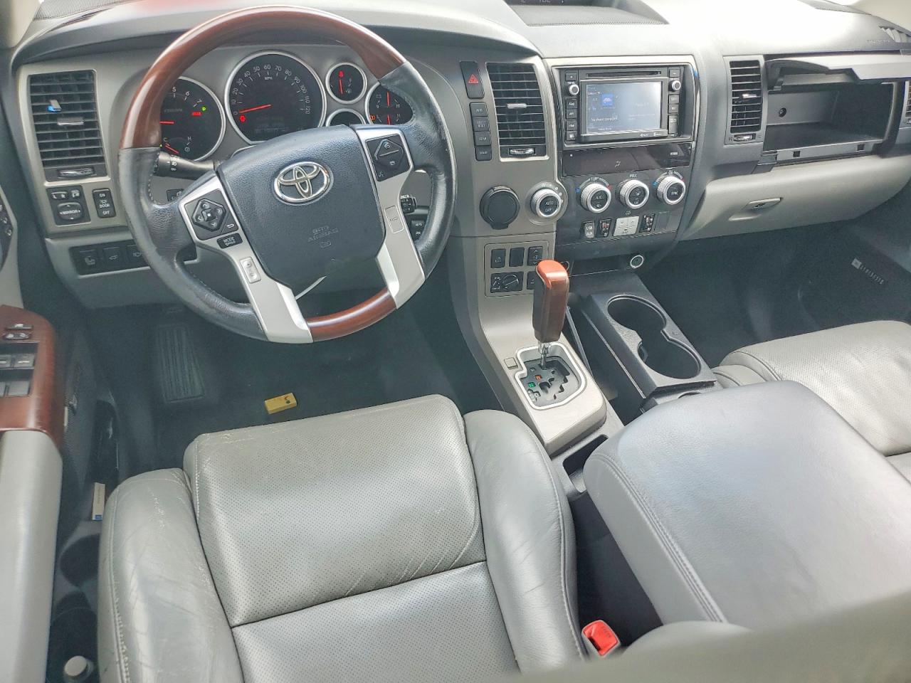 Toyota Sequoia Platinum
