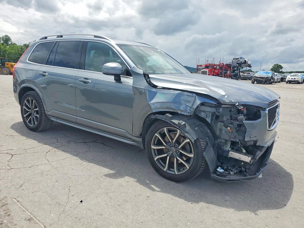 Volvo XC90 T6 Momentum