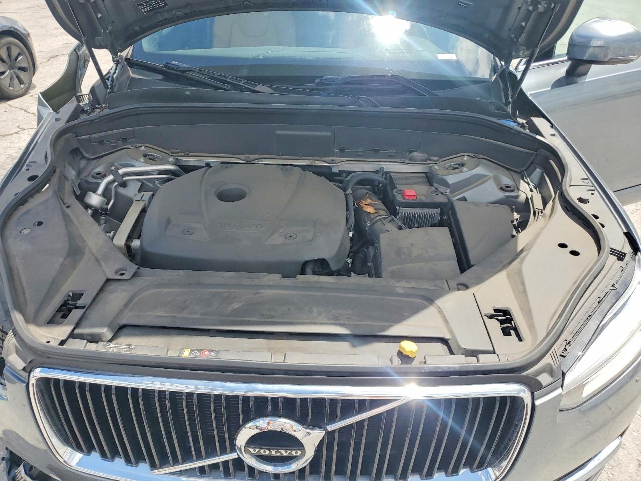 Volvo XC90 T6 Momentum