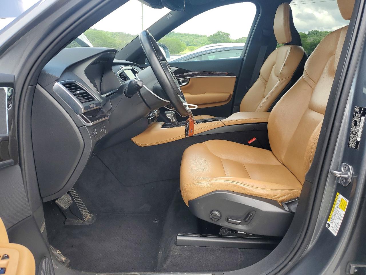 Volvo XC90 T6 Momentum