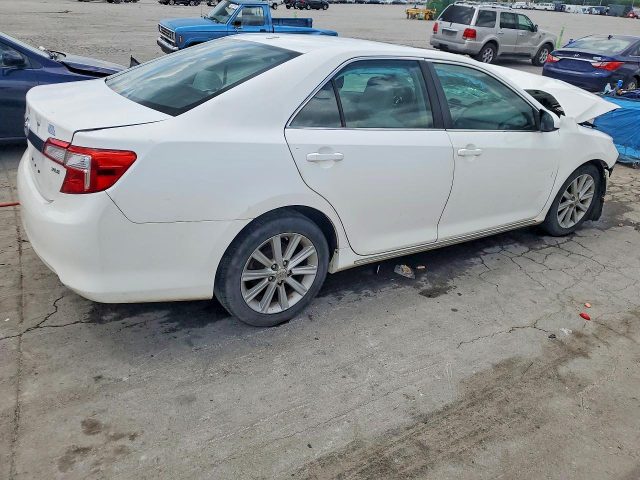 Toyota Camry Xle