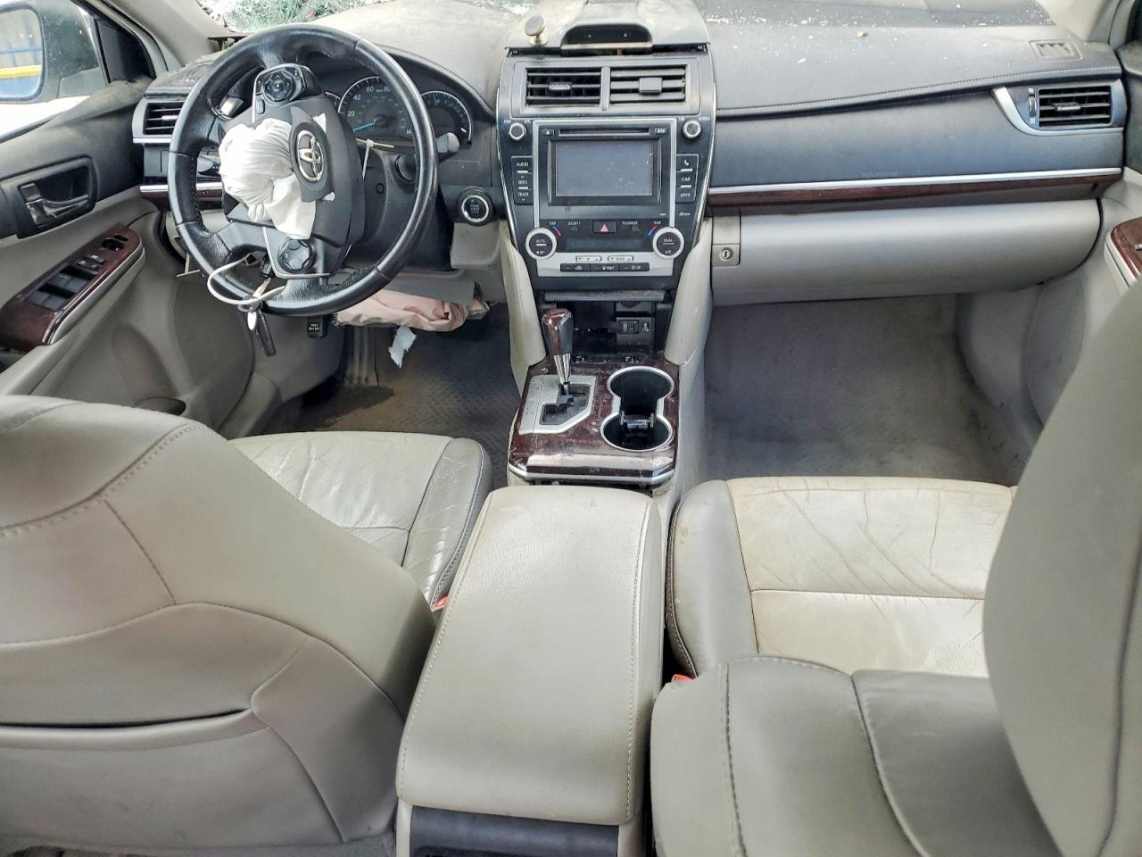 Toyota Camry Xle