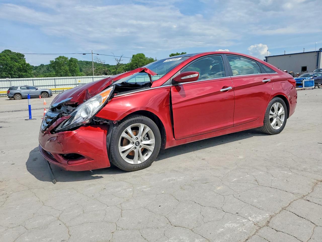 Salvage Hyundai SONATA Image