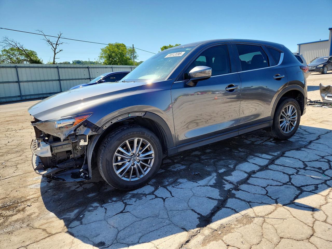 Salvage Mazda Cx Image