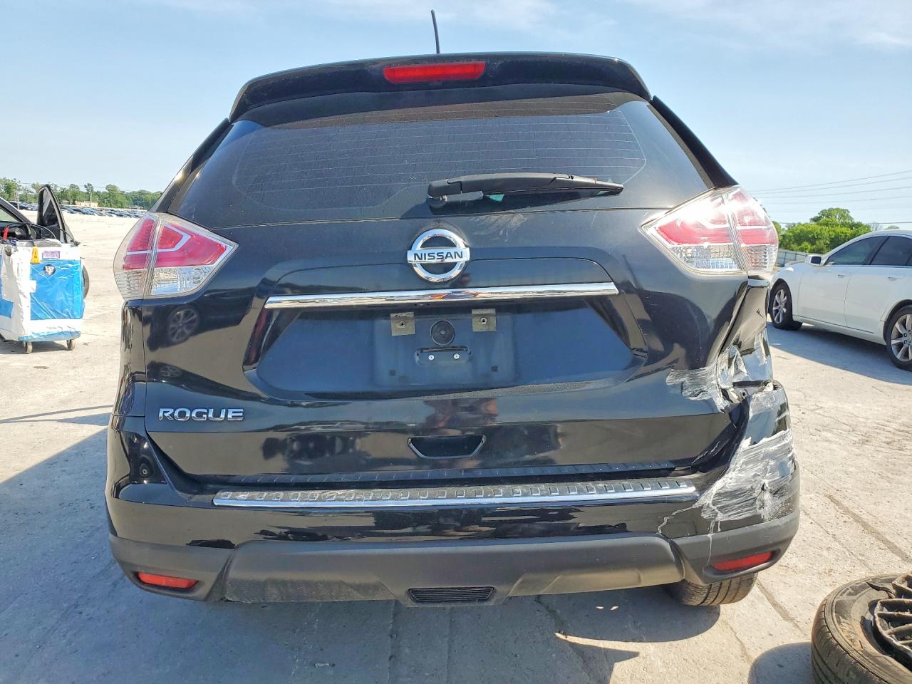 Nissan Rogue S