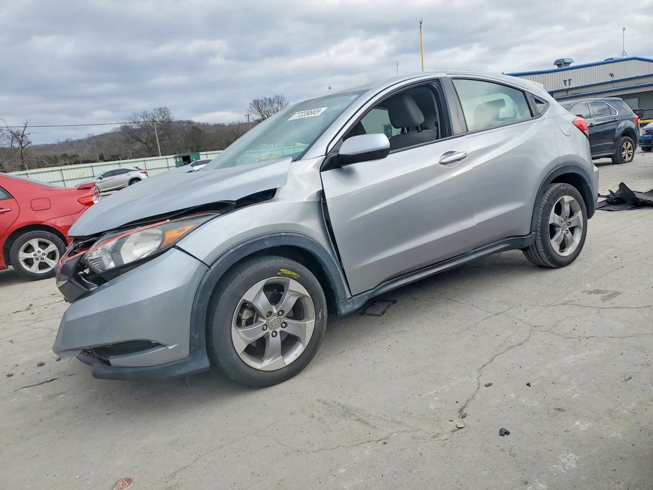 Salvage Honda HR-V Image