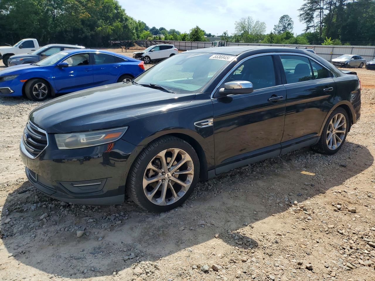 Salvage Ford Taurus Image
