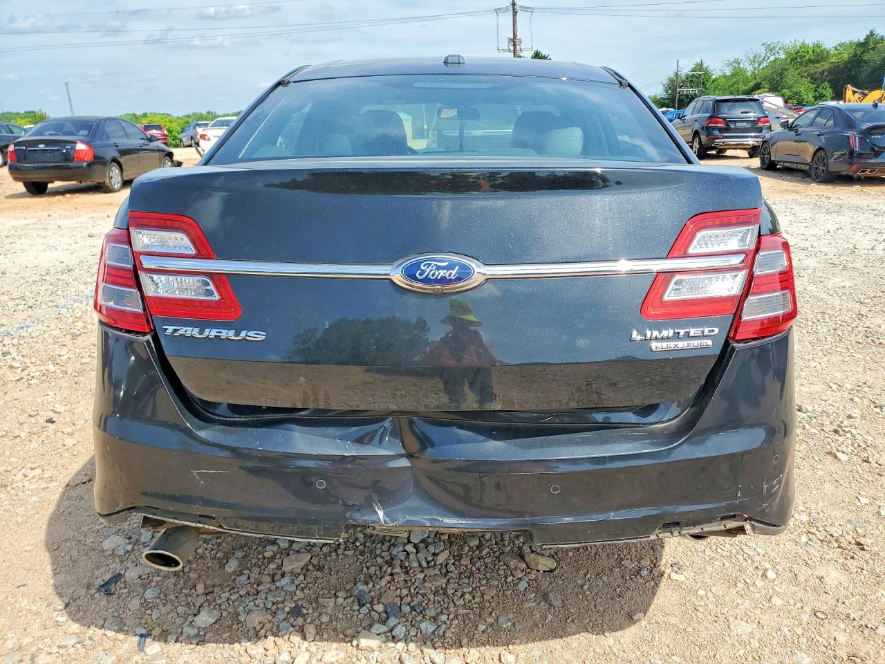 Ford Taurus Limited