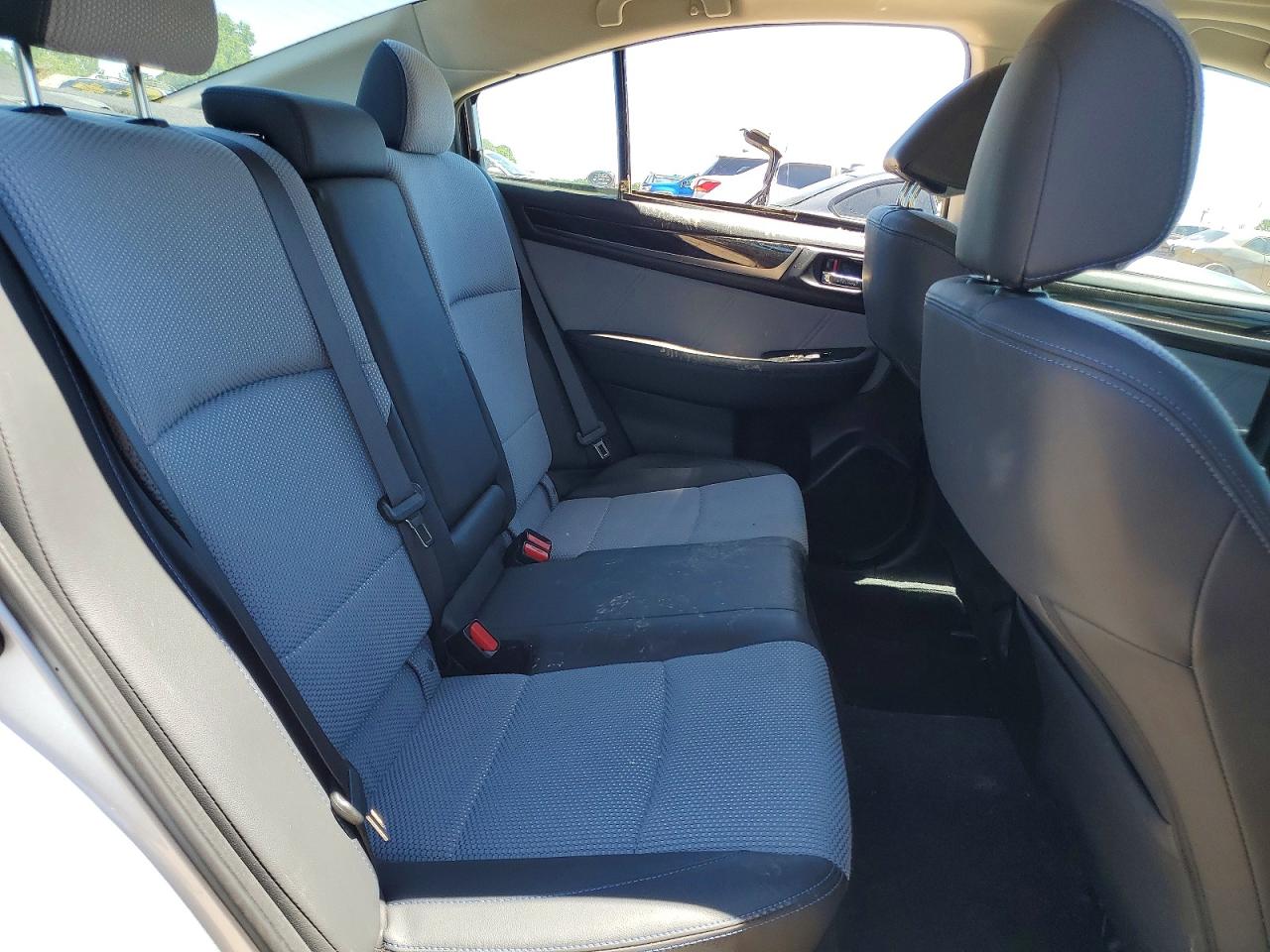 Subaru Legacy Sport