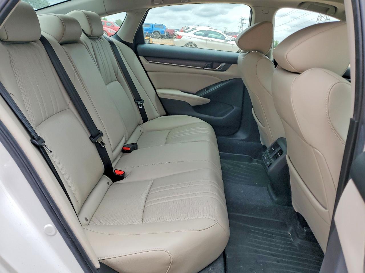 Honda Accord Touring Hybrid