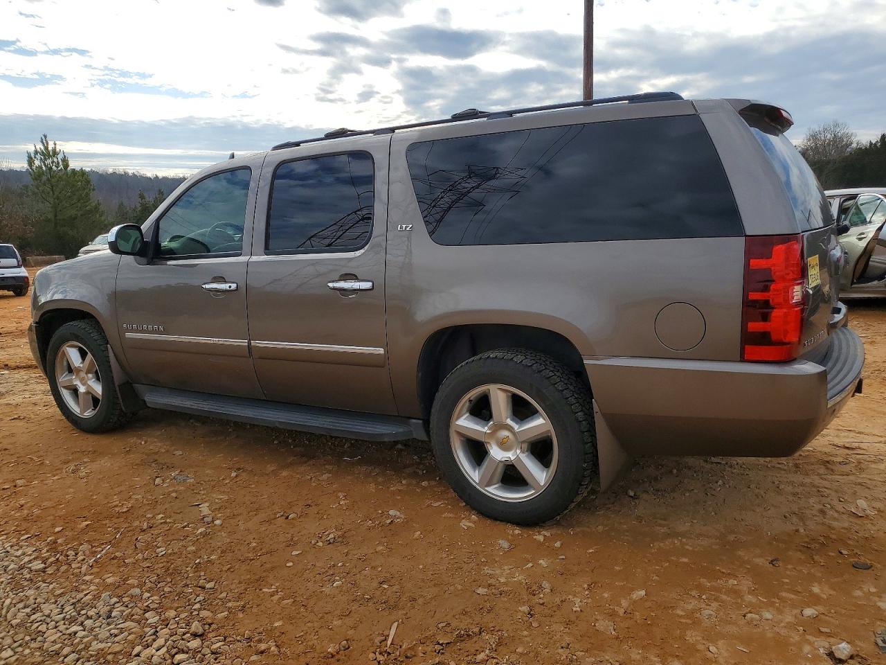 Chevrolet Suburban K1500 Ltz