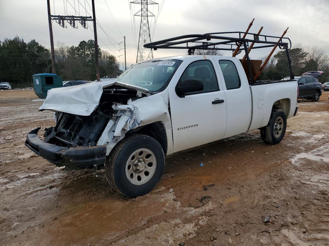 Salvage Chevrolet Silverado Image