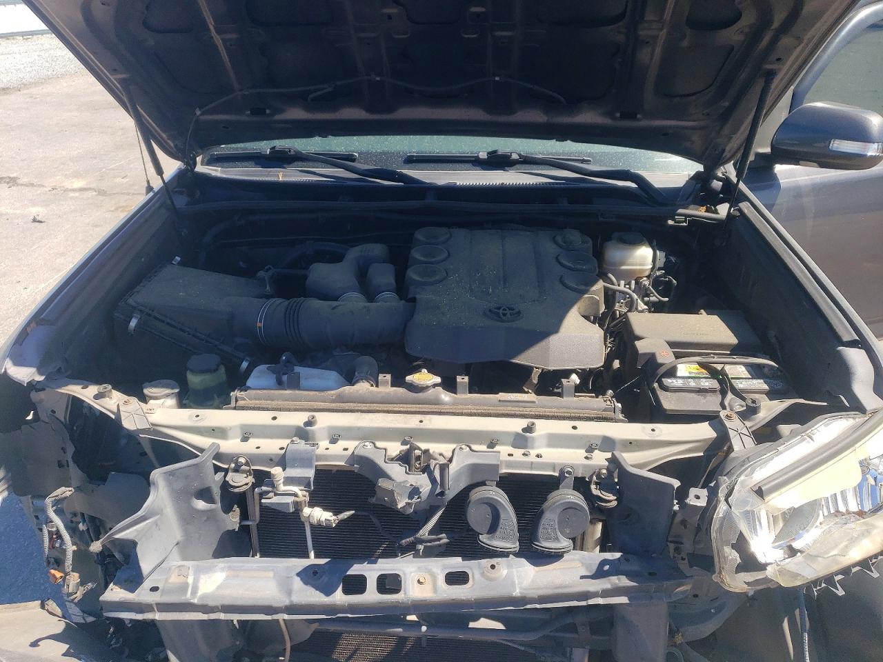 Toyota 4Runner Sr5