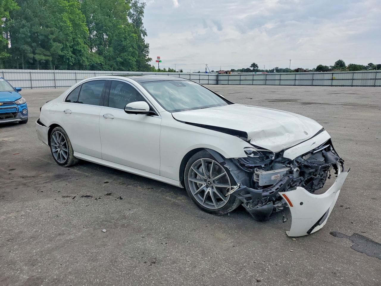 Mercedes-Benz E-Class 350