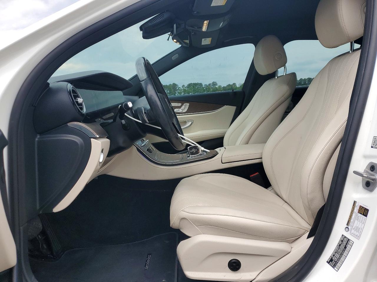 Mercedes-Benz E-Class 350