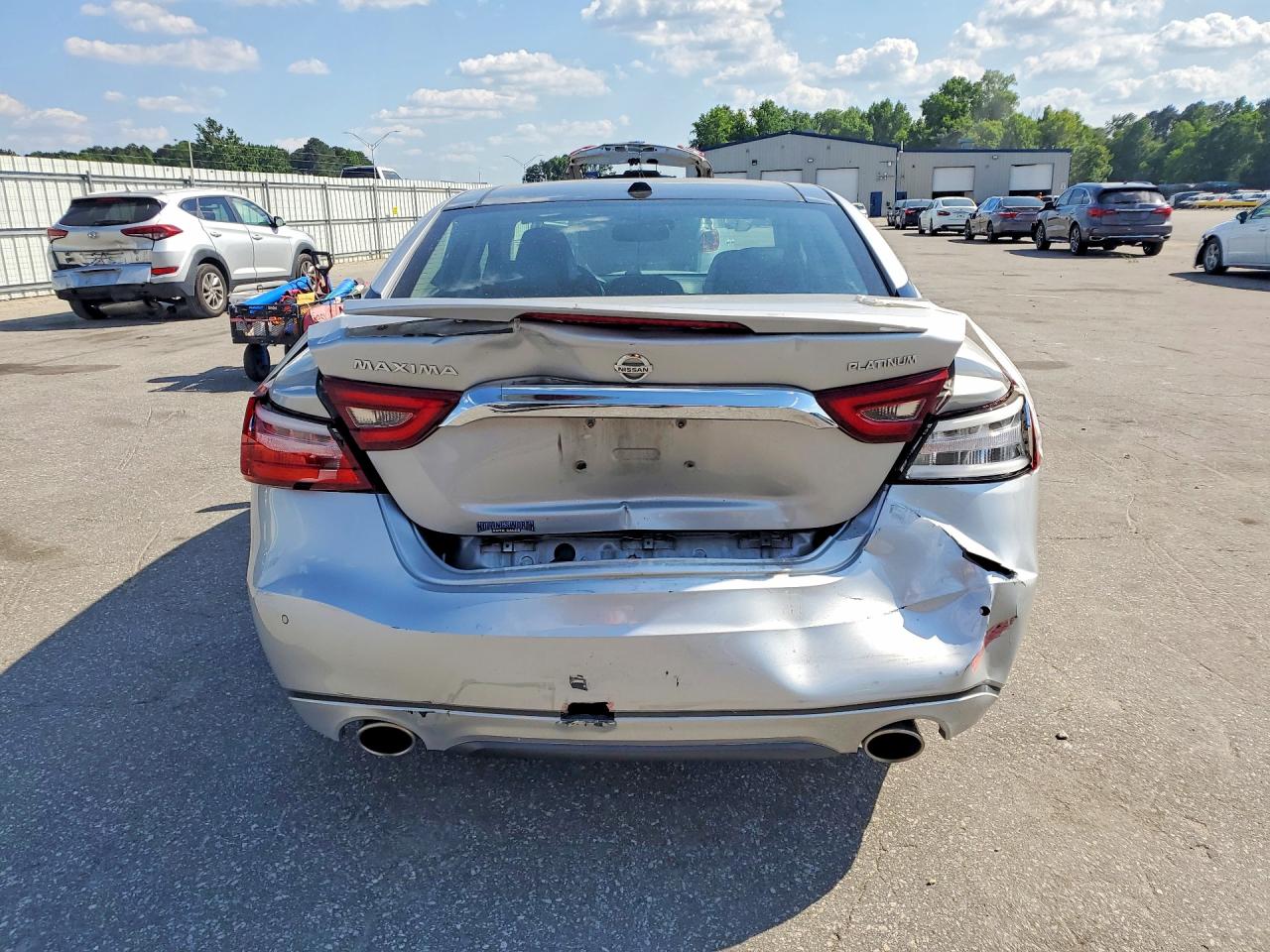 Nissan Maxima Platinum