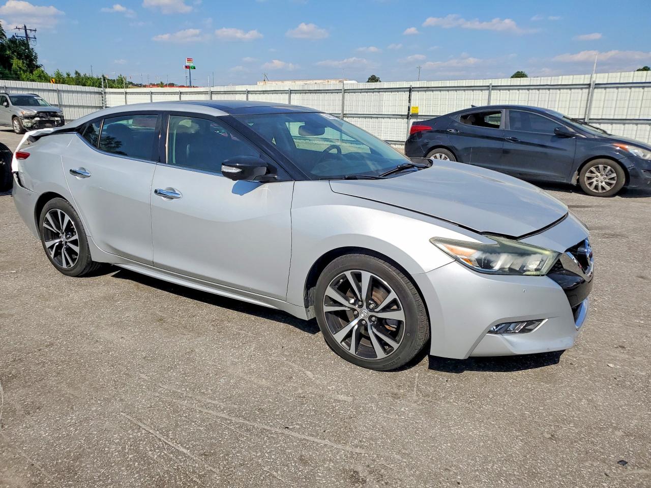 Nissan Maxima Platinum