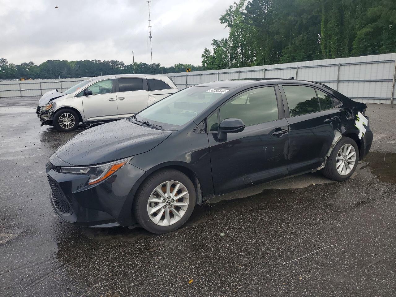 Salvage Toyota Corolla Image