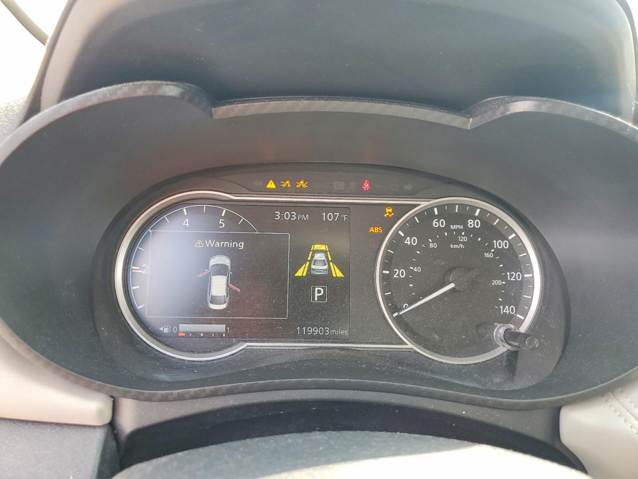 Nissan Versa Sv