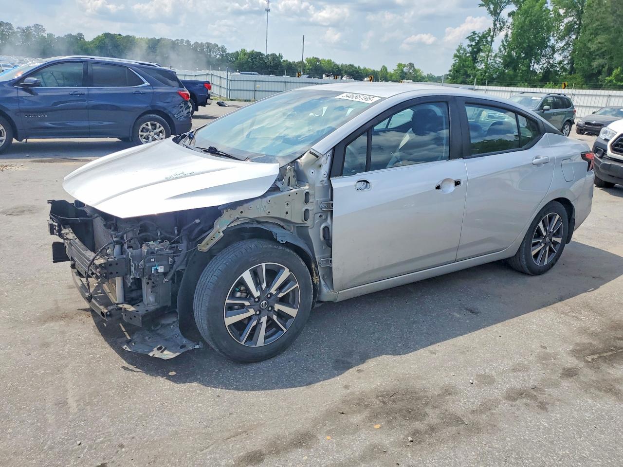 Salvage Nissan Versa Image