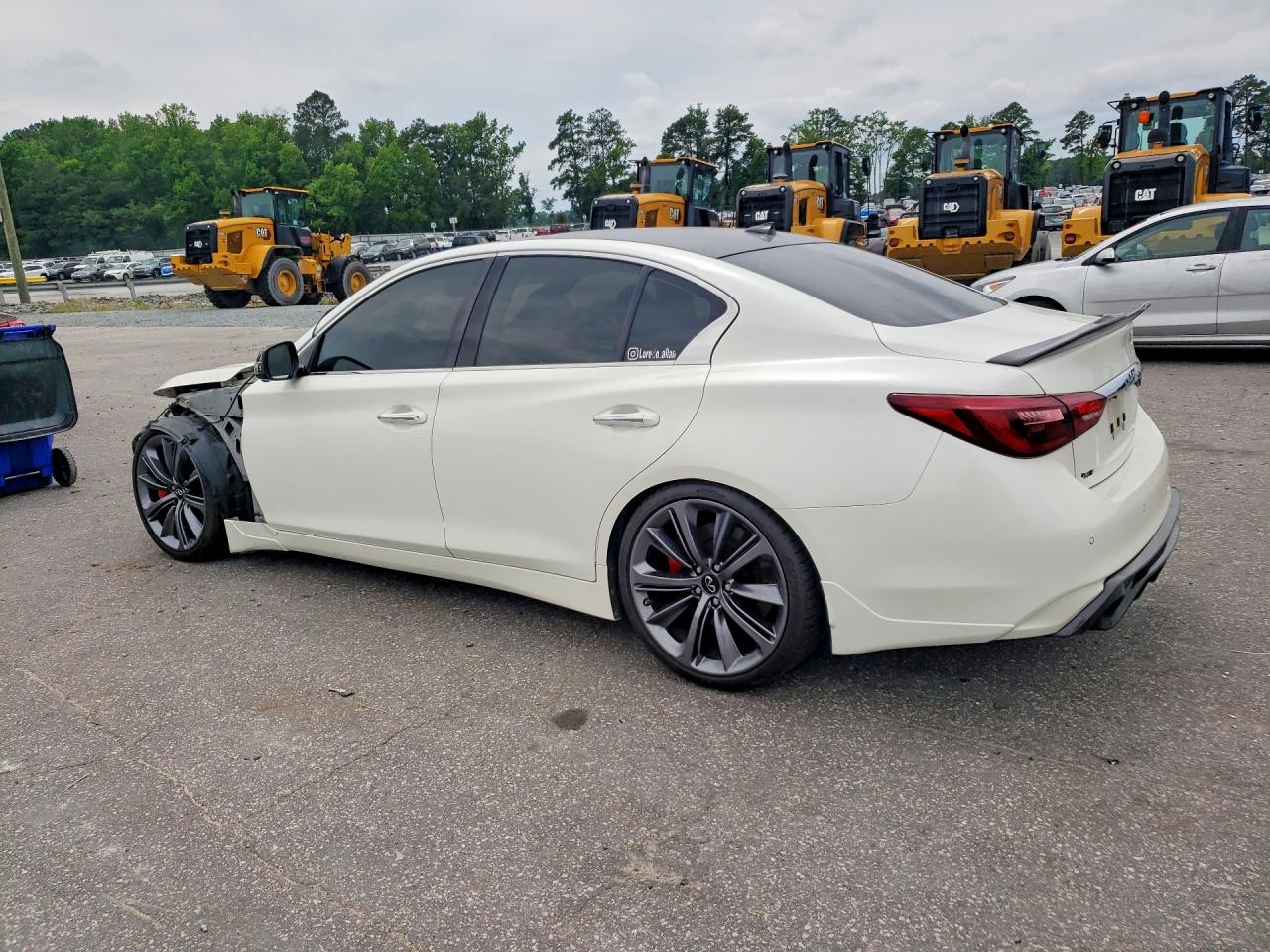 INFINITI Q50 Red Sport 400