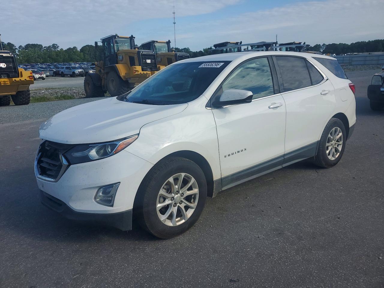 Salvage Chevrolet Equinox Image