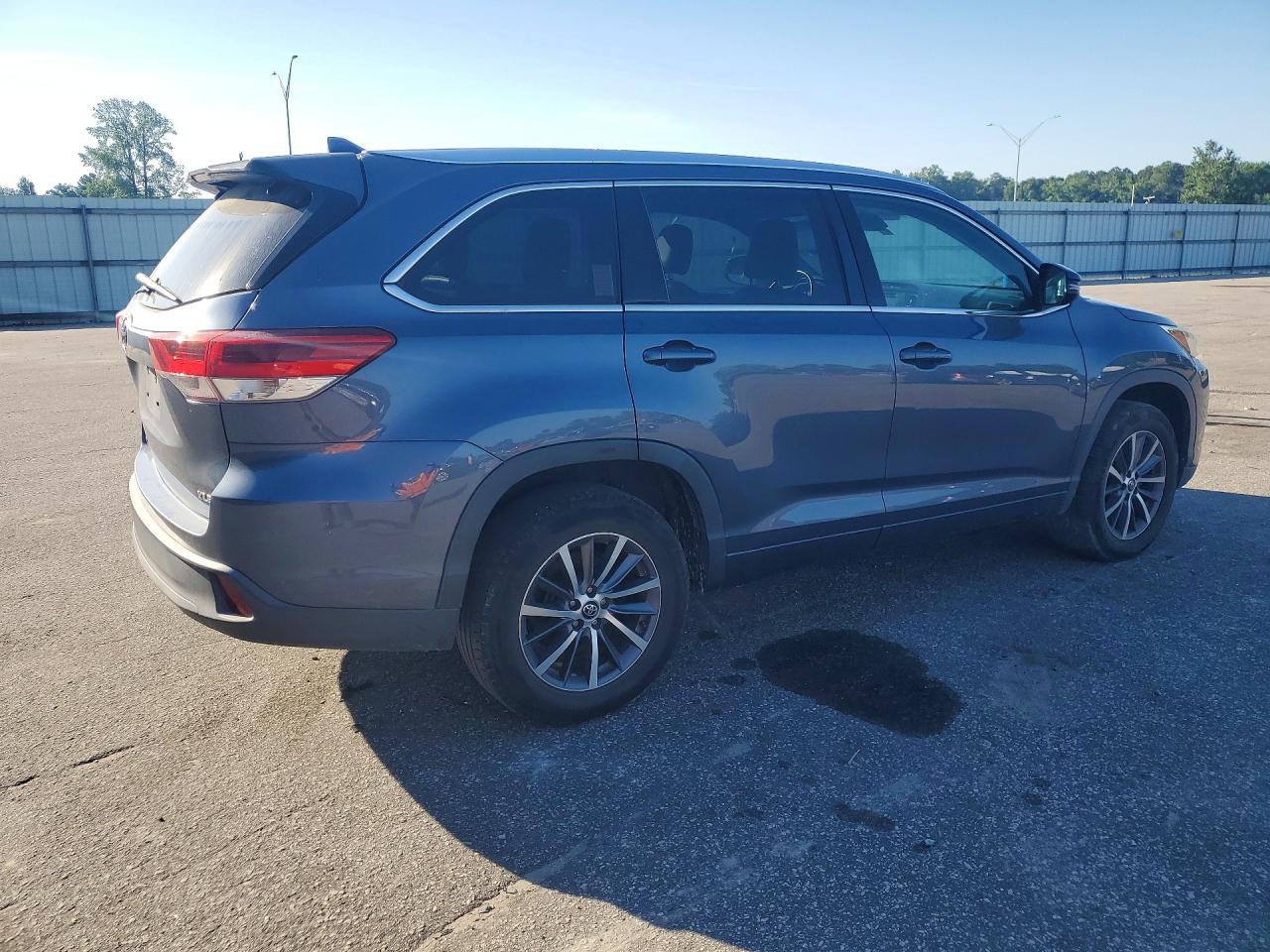 Toyota Highlander Xle
