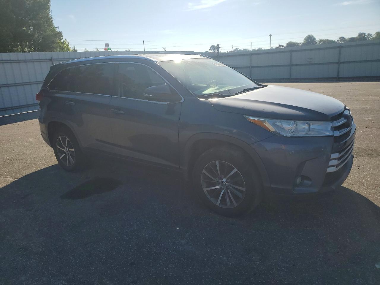 Toyota Highlander Xle