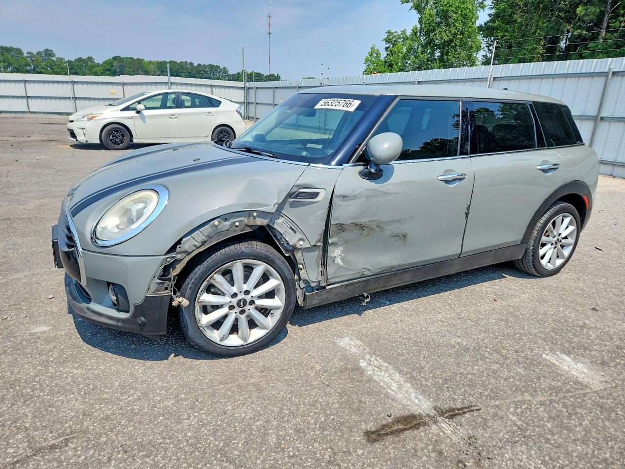 Salvage MINI Cooper Image