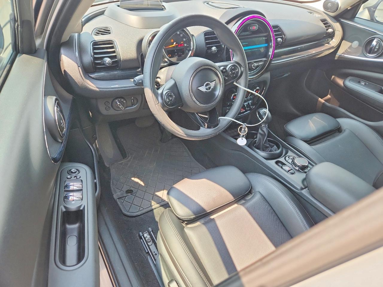 MINI Cooper Clubman