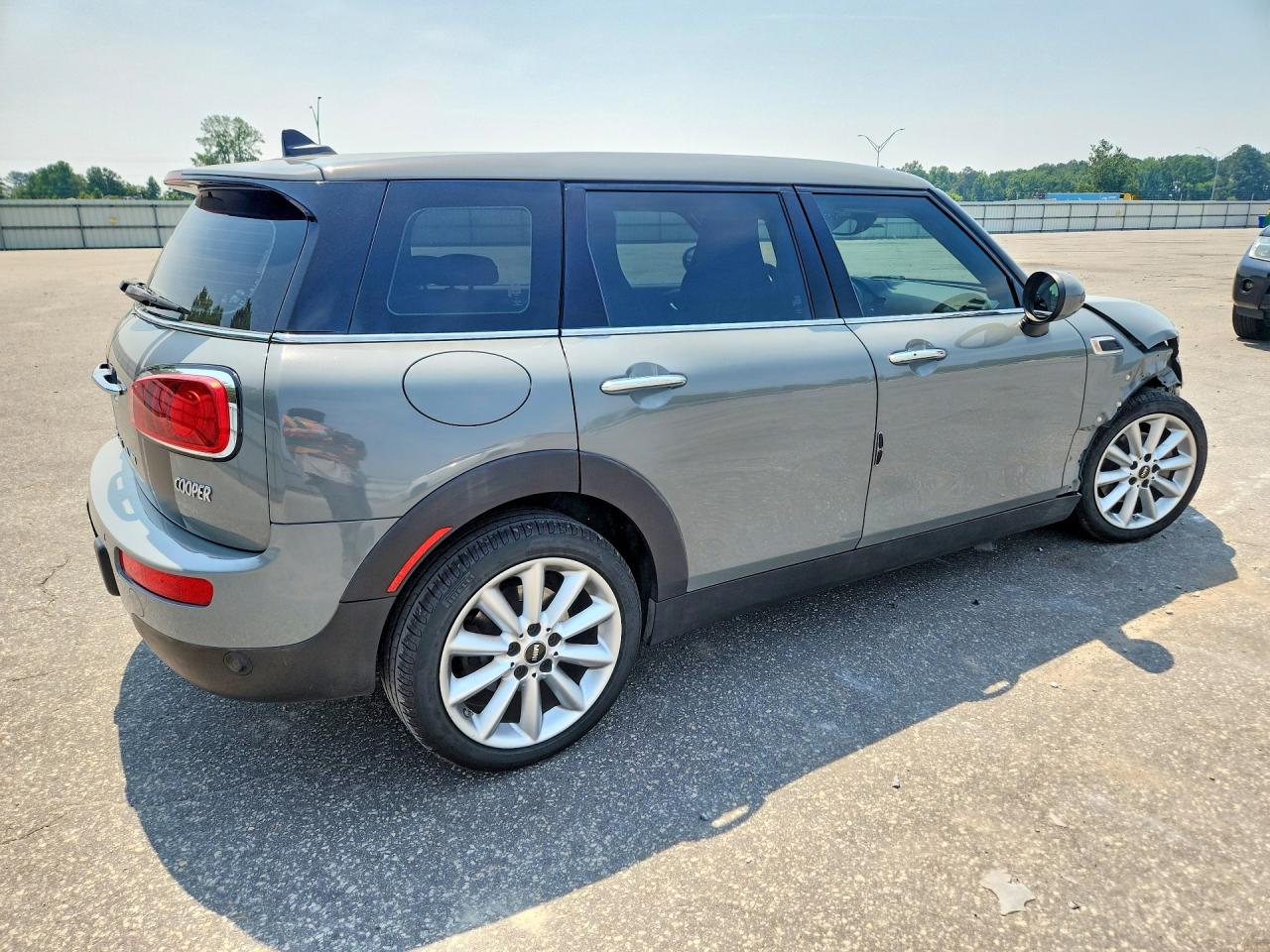 MINI Cooper Clubman